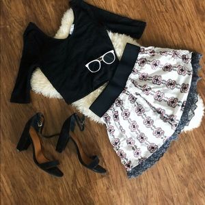 Elastic waistband Short Skirt with patterns